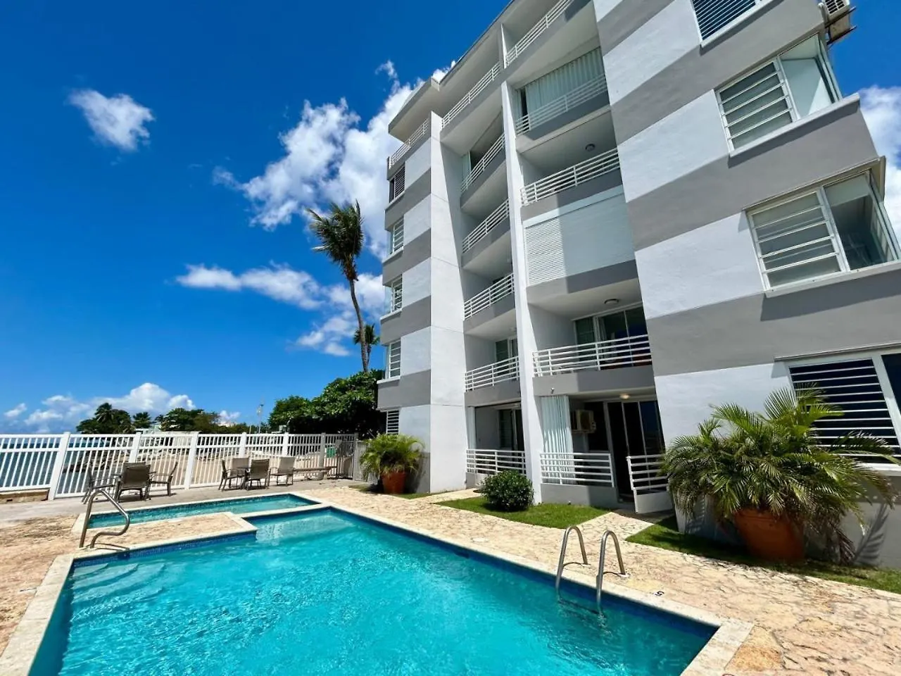 Beachfront Condo At Costa Corcega 1H رينكون